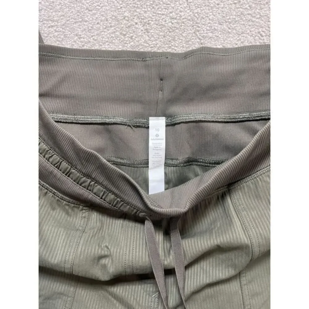 Lululemon Olive Green Athletic‎ Pants SZ 10